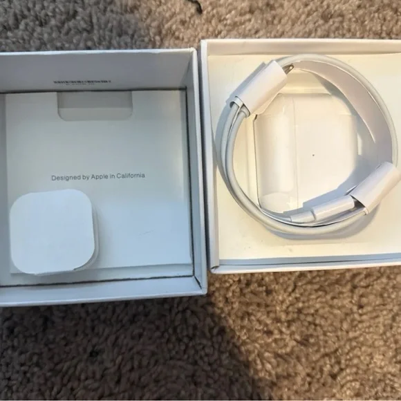 Apple AirPods Pro with MagSafe Charging Case